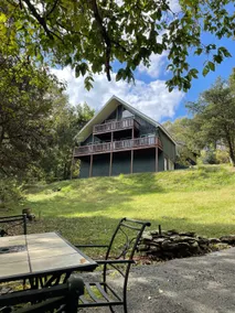 A-frame house (.3 miles) to Center Hill Marina - Image 5