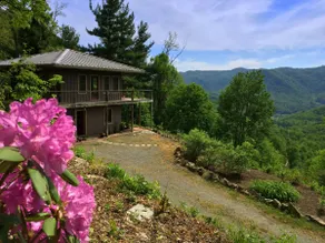 Sunrise Lookout Mountaintop Home - Image 2