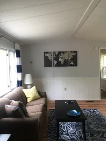 Stone's Throw- Cute, Comfortable & Budget Friendly - Image 4