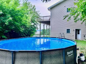 River Run Ridge - HOT TUB- river view - sleeps 16 - Image 5