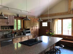 The Maple Lodge at Lake Elmore - Image 3