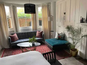 Private 1 bedroom with fireplace - Image 4