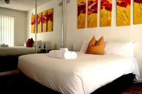 Freshwater 2Min Walk Beach, Street Parking & Wi-Fi - Image 3