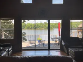 Sunrise Cove on High Rock Lake - Image 3