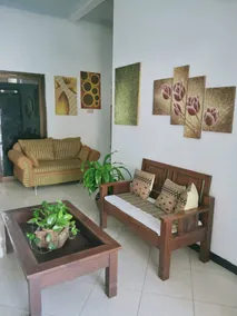 Kalandra Guest House - Image 2
