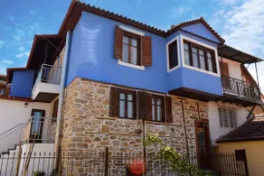 Renovated Old Manor House With Yard - Image 2