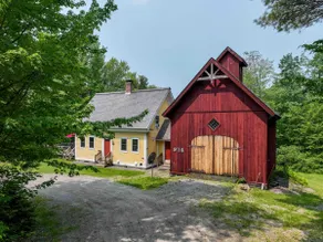 The Red Barn, Family Retreat Near Stowe VT - Image 5