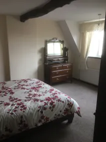 Cottage in Sherwood Forest - Image 2