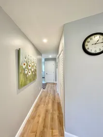 *SAINTJOHNS COURT*- COZY&CLEAN- Centrally located - Image 5
