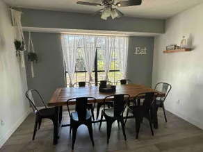 Savannah 3/2 King Suite, Fenced Yard, Golf Course - Image 3
