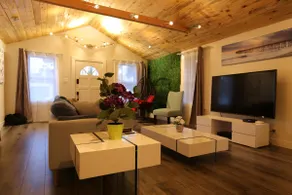 Modern Beach Cottage - Walk to Beach and Downtown - Image 5