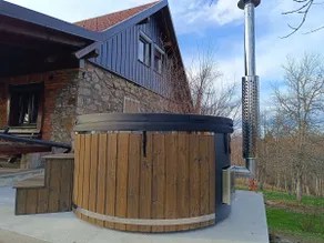 Holiday Home "Sleme" with jacuzzi, big garden and arbor with fireplace - Image 3