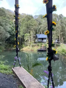 Cabin with hot tub, lake with waterfall - Image 4