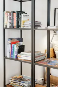 Spacious Mid century Modern Loft - Image 4