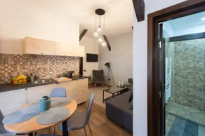 Gorgeous Brasov Flat with Patio and Mountain Views - Image 3
