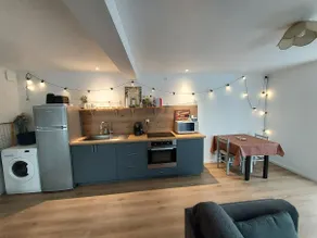 Very bright duplex apartment in the city center - Image 5