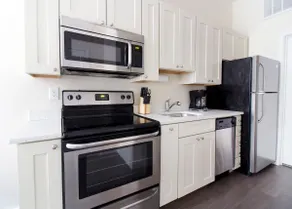 Bright & Bold Loft | Fast Wifi | Downtown Boston - Image 4