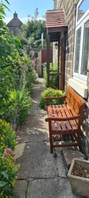Character cottage (18c) on the edge of historic Belper - Image 2