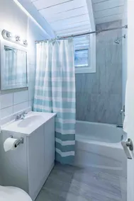 1BR Boutique Suite #5 - The Lake at Blue Mountains - Image 5