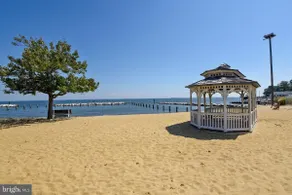 Annapolis Shore House-Family retreat near the Bay - Image 3
