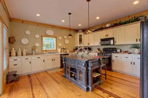 Beautiful Mtn home, 4King BR, 4.5baths, amenities - Image 5