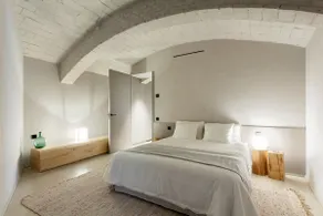 Apartment in an 18th century house - Image 3