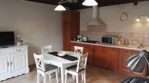Nice 2-room in a farmhouse near Lyon - Image 2