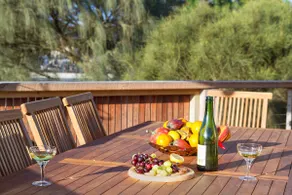 Beachwood House - stylish, spacious, pet friendly - Image 5