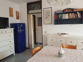 cosy little house 1 min to the sea with Sea umbrel - Image 5