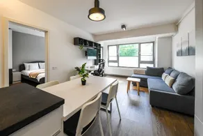 Modern Apartment in a Quiet Area - Image 5