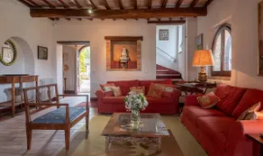 Farmhouse in Umbria with private pool, sleeping up to 12 people. - Image 4