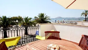 Cozy apartment right on the seafront - Image 4