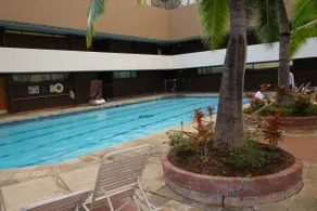 1 Bedroom Suite in downtown near Waikiki - Image 5