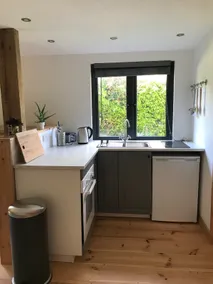 Unique Wooden Cabin in Lewes - Image 2