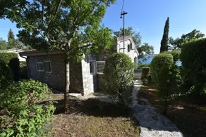 Seascape -charming home with a sea view and garden - Image 5