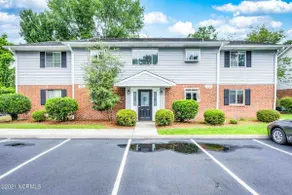 Lovely 2-bedroom apartment minutes from downtown - Image 2