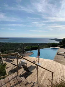 Apartment with pool, incredible view - Image 4