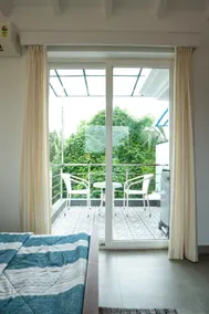 Pvt Battub comn Pool & Gym Entir 1BHK Service Apt. - Image 4
