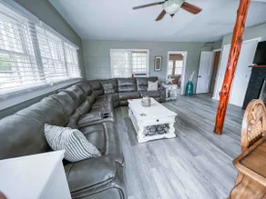 The Comfy Cottage at Possum Kingdom Lake 🚤🐟🌞 - Image 5