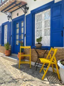 Zoe’s & Patty’s Guest House - Image 3