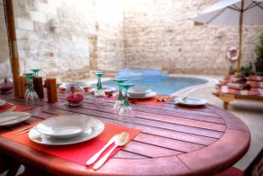 Casa personaggio Id-Dwejra con piscina di lusso e vasca idromassaggio, vicino a St Peters Pool Bay - Image 4