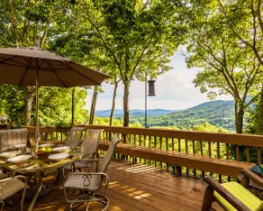 Spectacular Mountain Views, Secluded, Luxury cabin - Image 3