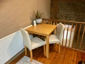 Annex-style accommodation, ensuite & kitchenette - Image 5
