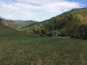 Yancey palace cozy country cabin - Image 2