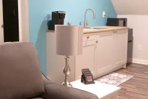 New Luxury Studio Suite - Image 4