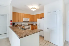1BR/1BA South Miami Gem - Walk to Dadeland Mall - Image 5