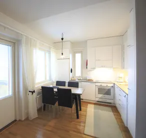 Northern Lights Apartment - Image 2