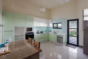 ”Whole Building” ☆ Exclusive Riverside ☆ Elevator Villa/Parking Space/Kitchen/Near All-Link/Scenic House - Image 3