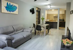 Ground floor, spacious with an excellent location - Image 5