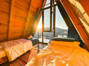 Queen cabin - Image 2